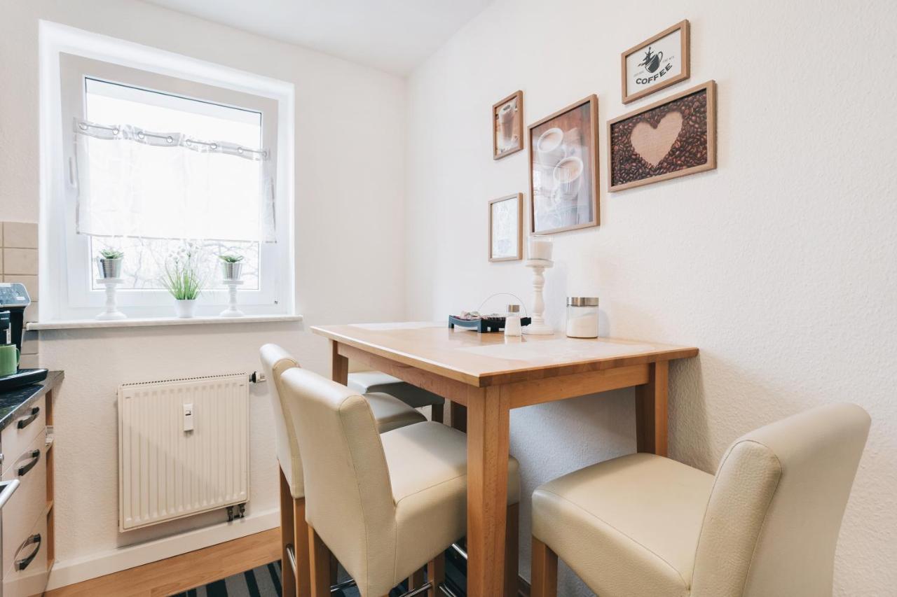 Schlummi Gemuetliche Zentrale & Saubere Wohnung Dresden Buitenkant foto